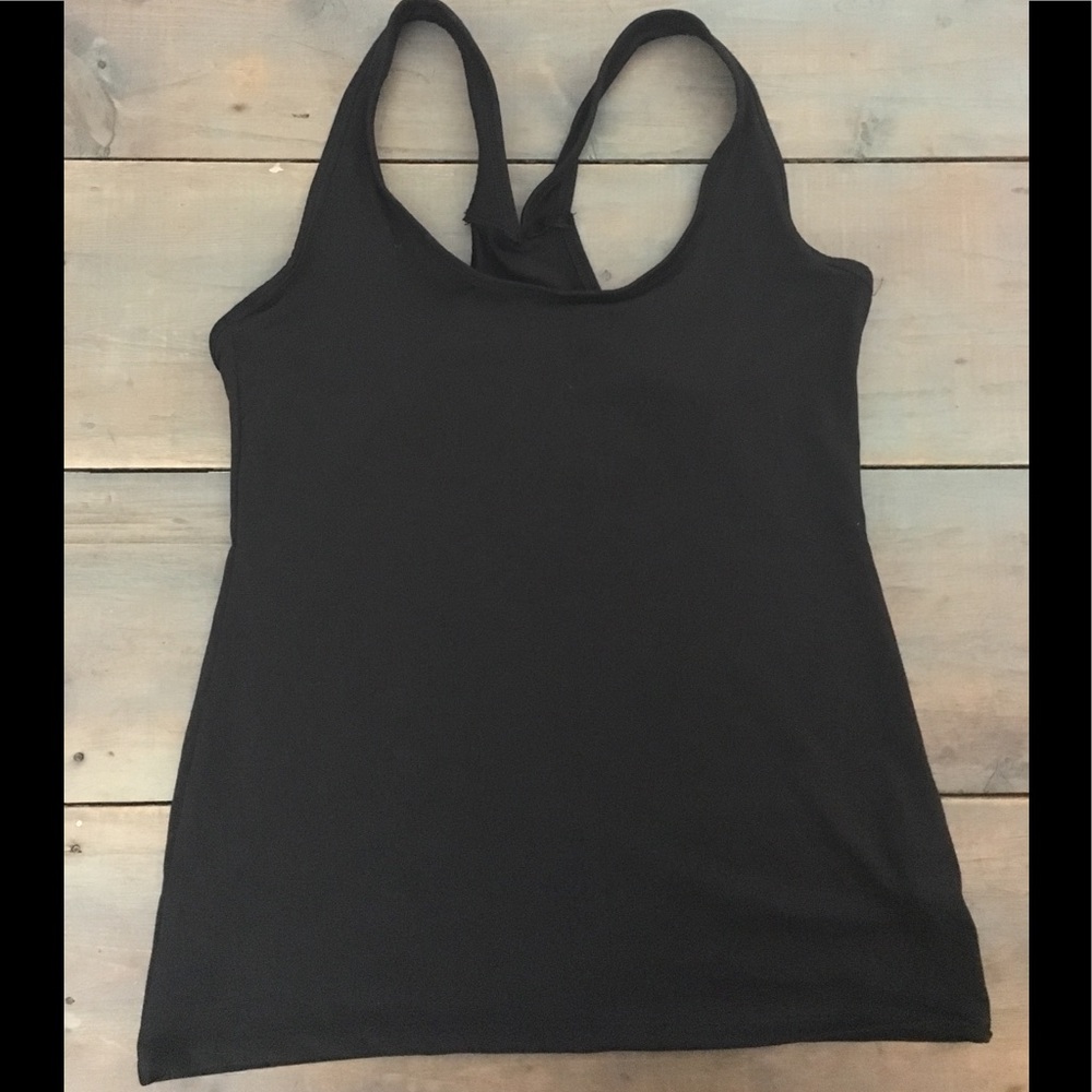 Black workout tank